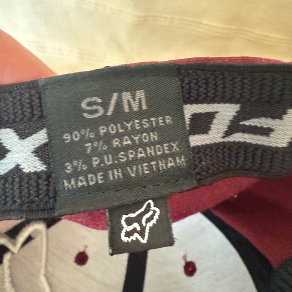 Fox Maroon Hat with White Logo - Picture 4 of 4